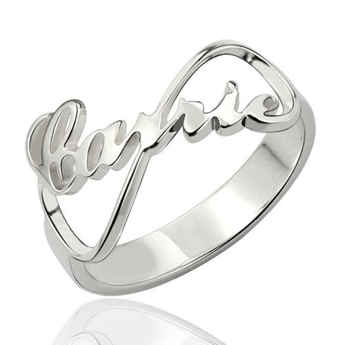 Anello con nome Infinity stile Carrie