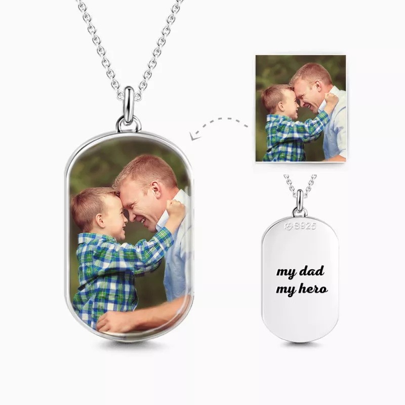 Collana con foto ovale incisa