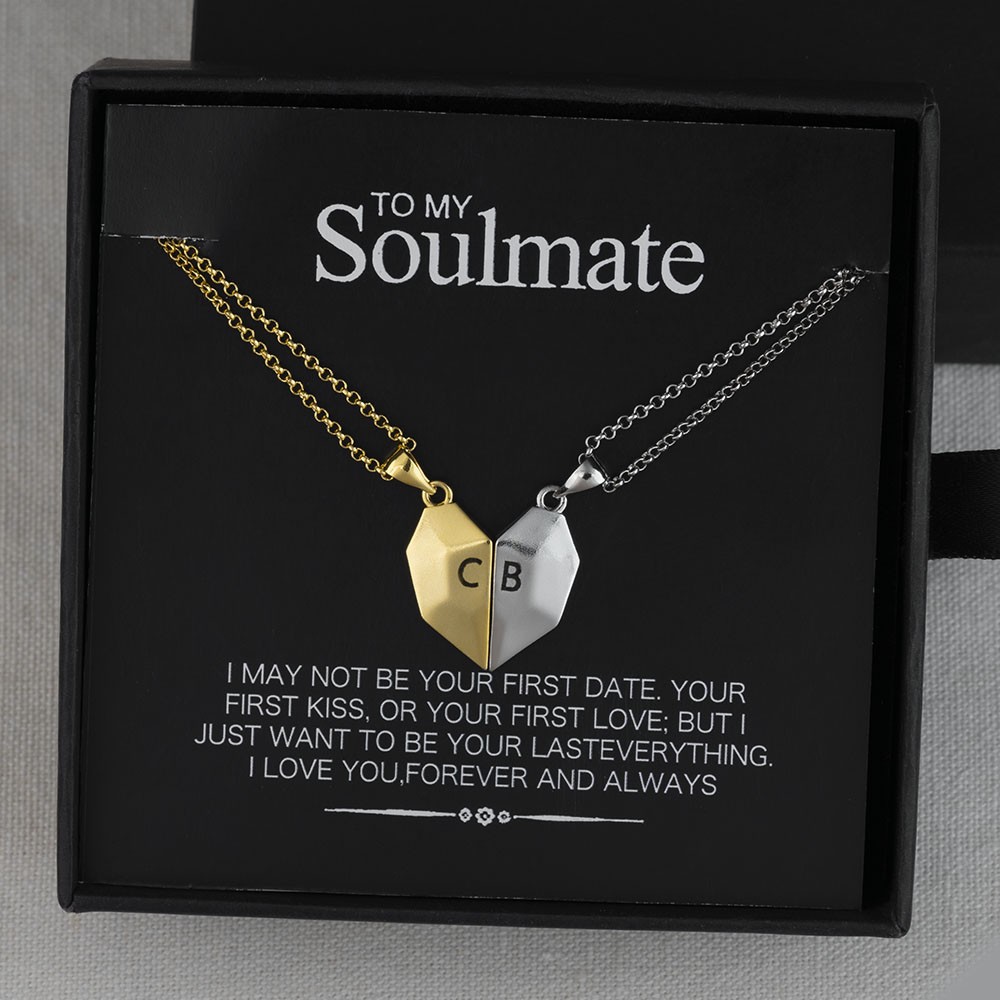 Collana con nome a forma di cuore con interazione magnetica personalizzata da 2 pezzi San Valentino alla mia anima gemella