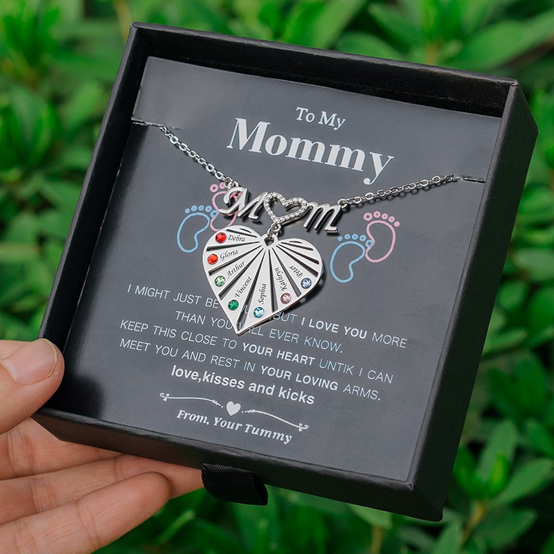 Collana a cuore personalizzata con nome di famiglia con incisione da 1 a 8 con pietra portafortuna per mia mamma
