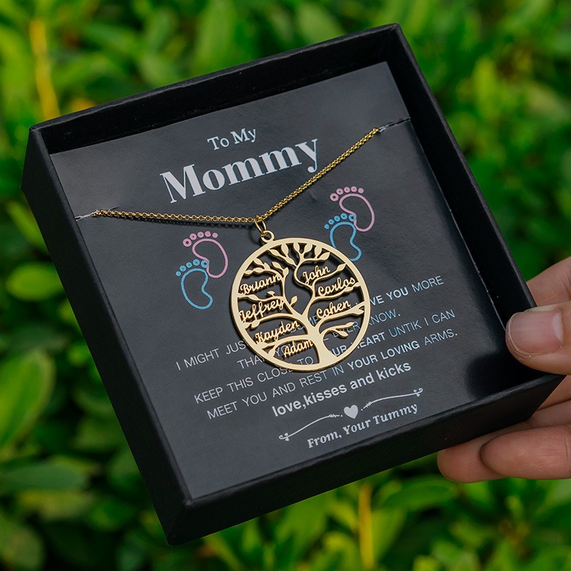 Collana personalizzata con nome dell'albero genealogico inciso al regalo di mia madre