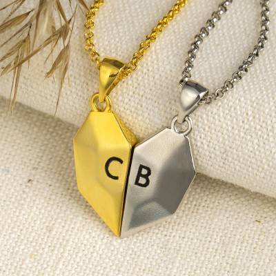 Collana con nome a forma di cuore con interazione magnetica personalizzata da 2 pezzi San Valentino