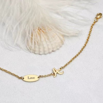 Bracciale con nome iniziale placcato in oro 14k